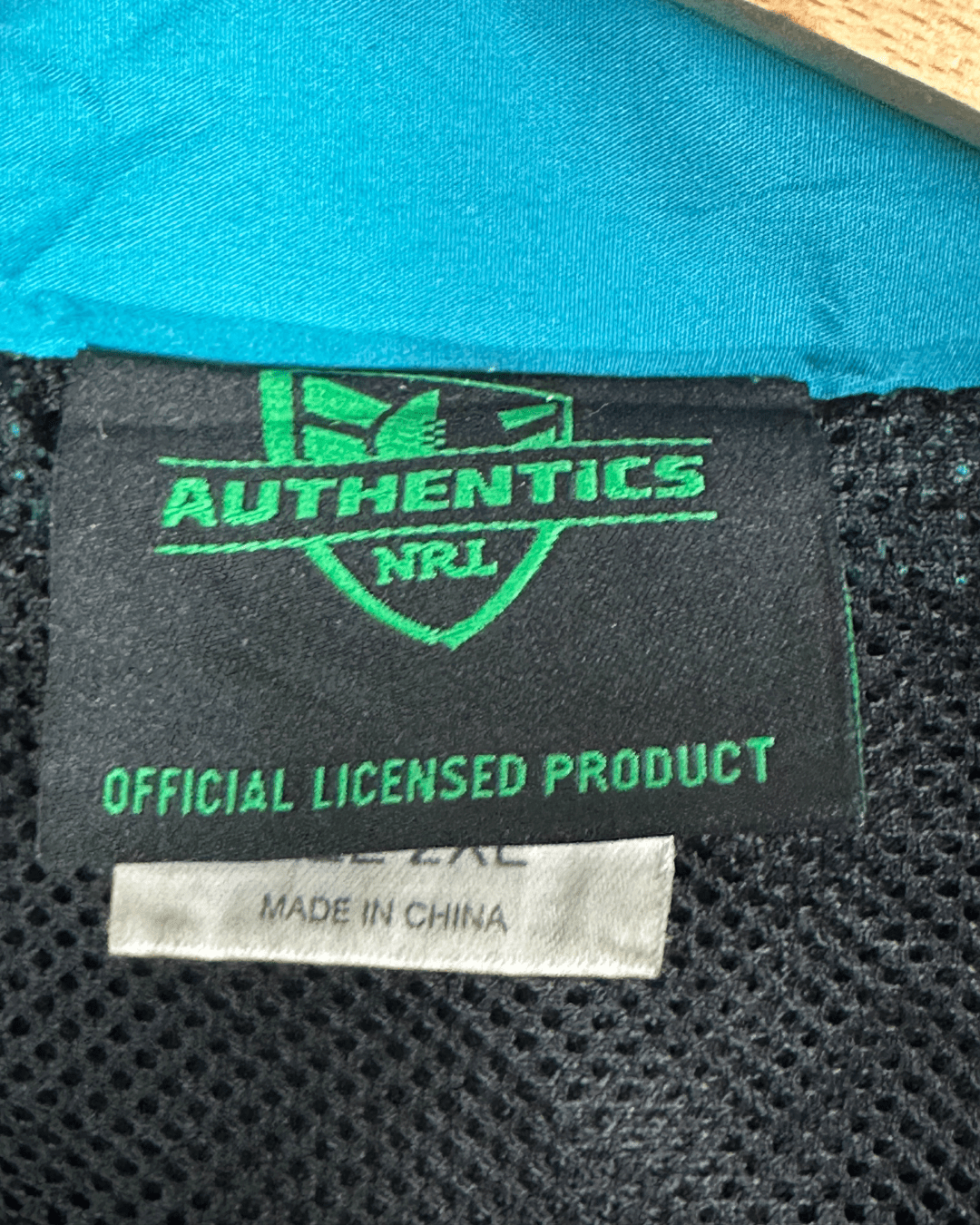 Asics NRL Panthers Jacket with Foldable Hood 2XL - Funkify