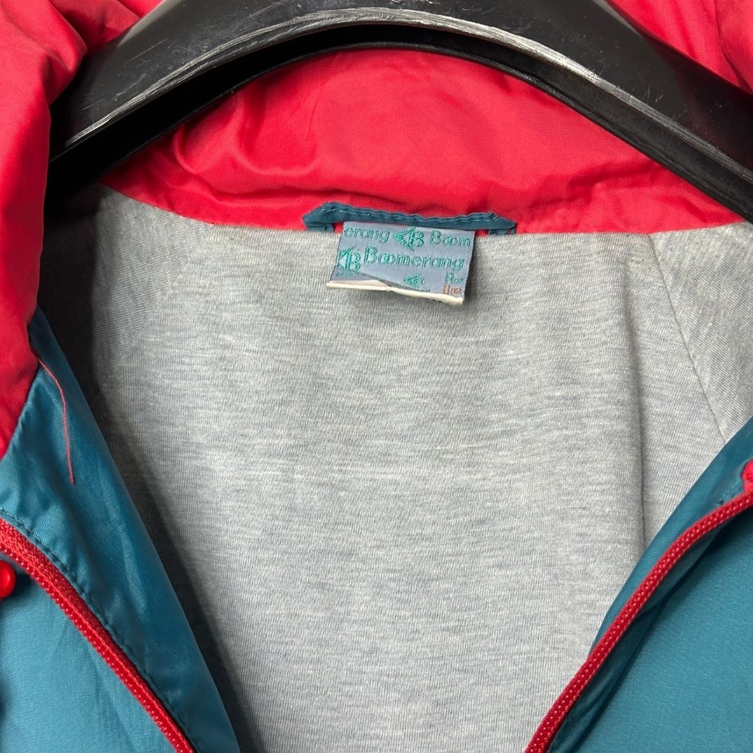 Boomerang Jacket with Foldable Hood Large - Funkify