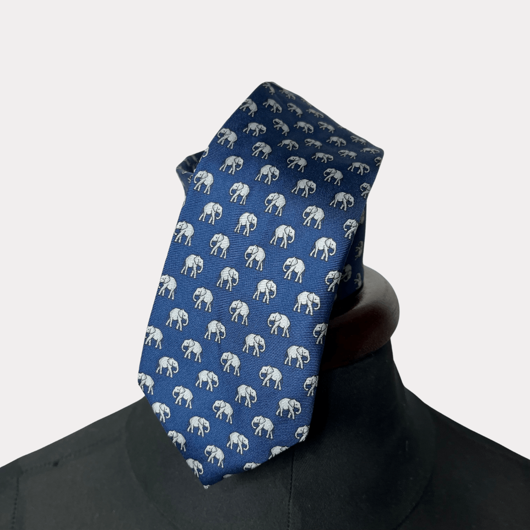 Brand New C&A Silk Elephant Necktie 7.5 cm - Funkify