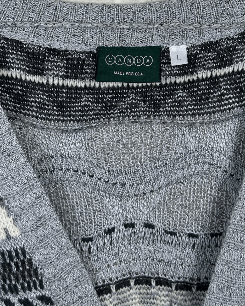 Canda Sweater Vest Large - Funkify