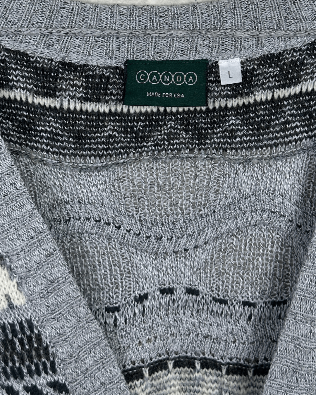 Canda Sweater Vest Large - Funkify