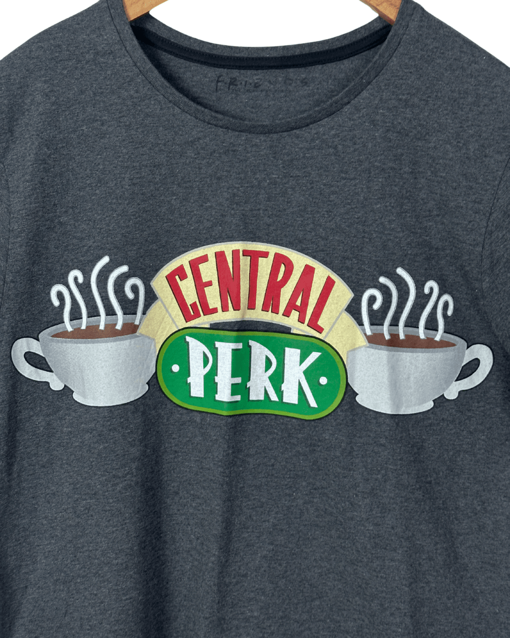 Central Perk Graphic T-Shirt Medium - Funkify