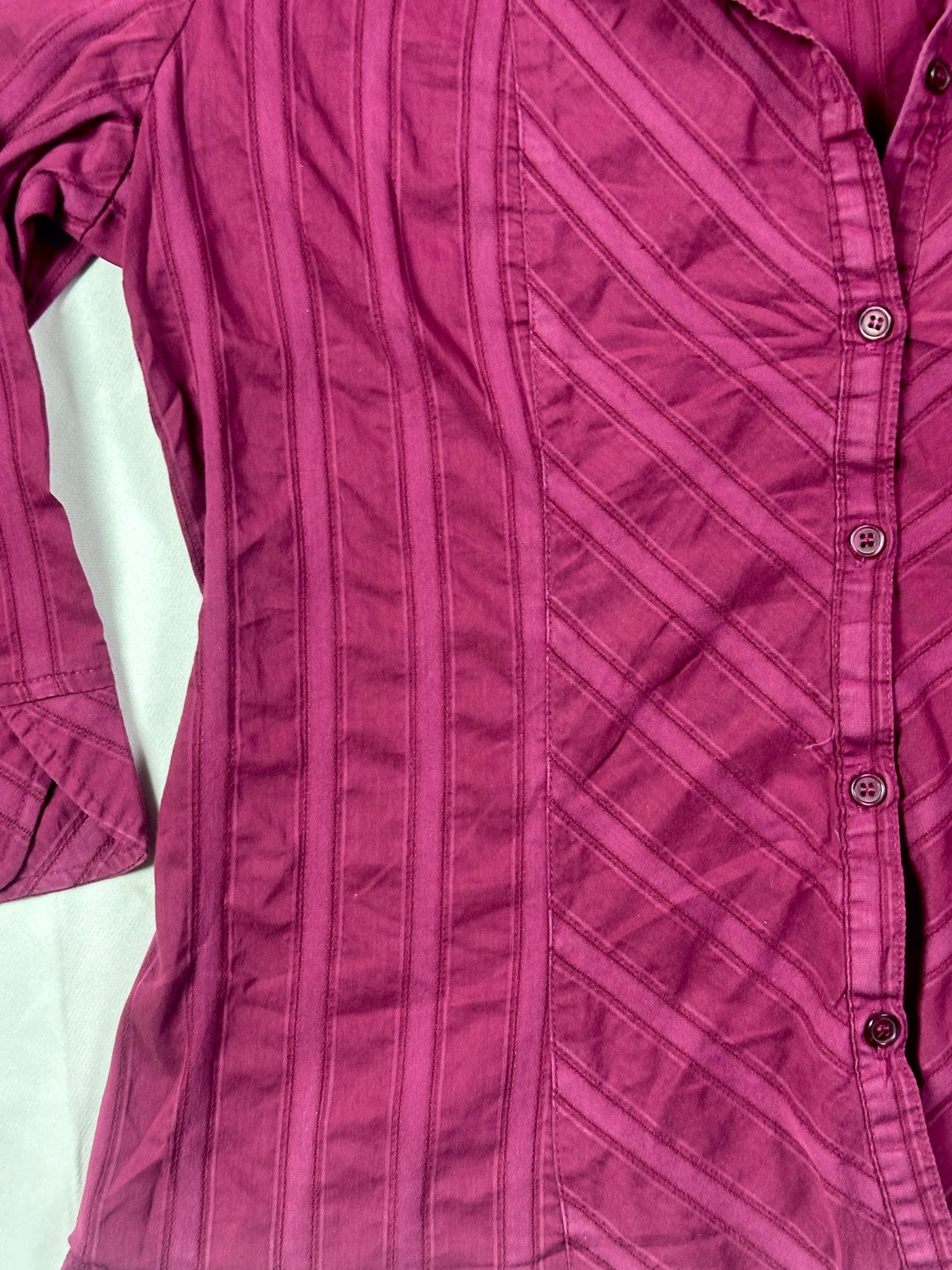 Chevron Stripe Fitted Shirt XL - Funkify
