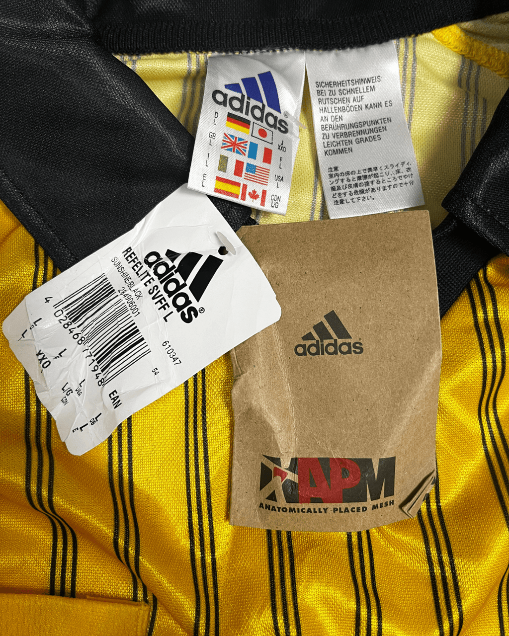 Deadstock Mens 1999-00 Sweden FA adidas Referee Shirt - Large - Funkify