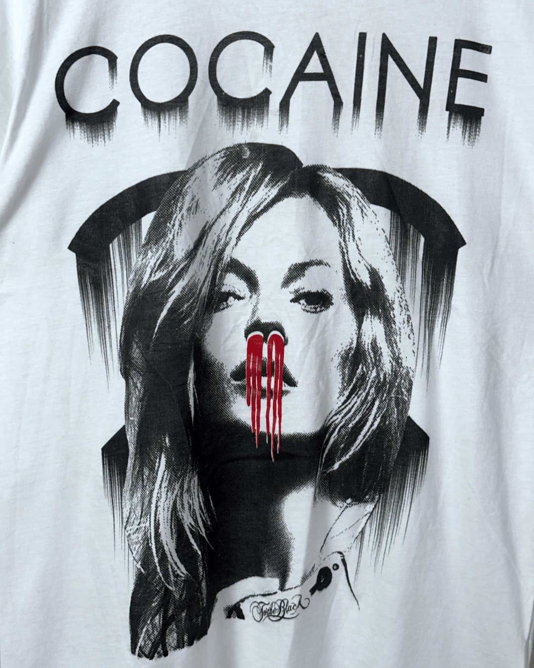 Edgy Art Print T-Shirt Small - Funkify