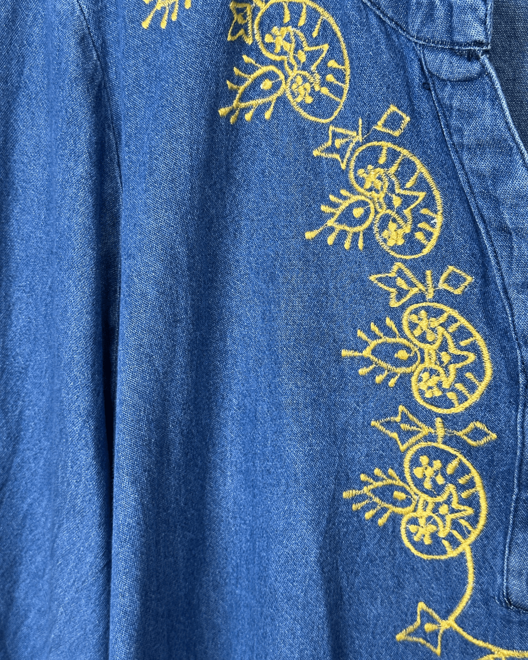 Embroidered Denim Blouse XL - Funkify