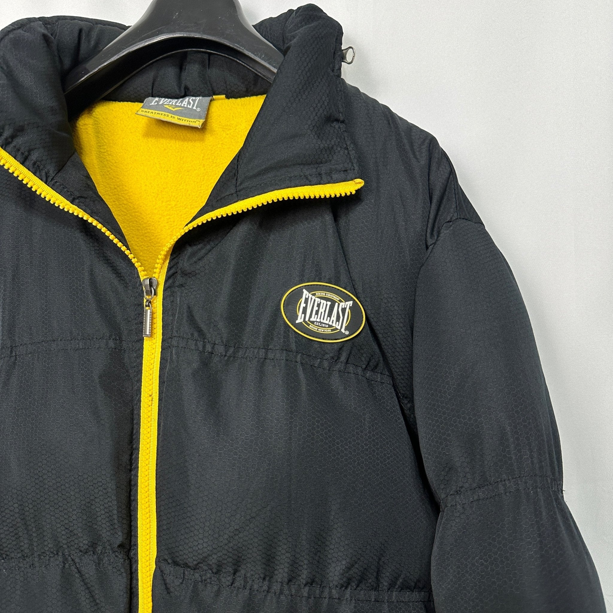 Everlast Puffer Jacket with Foldable Hood XL - Funkify