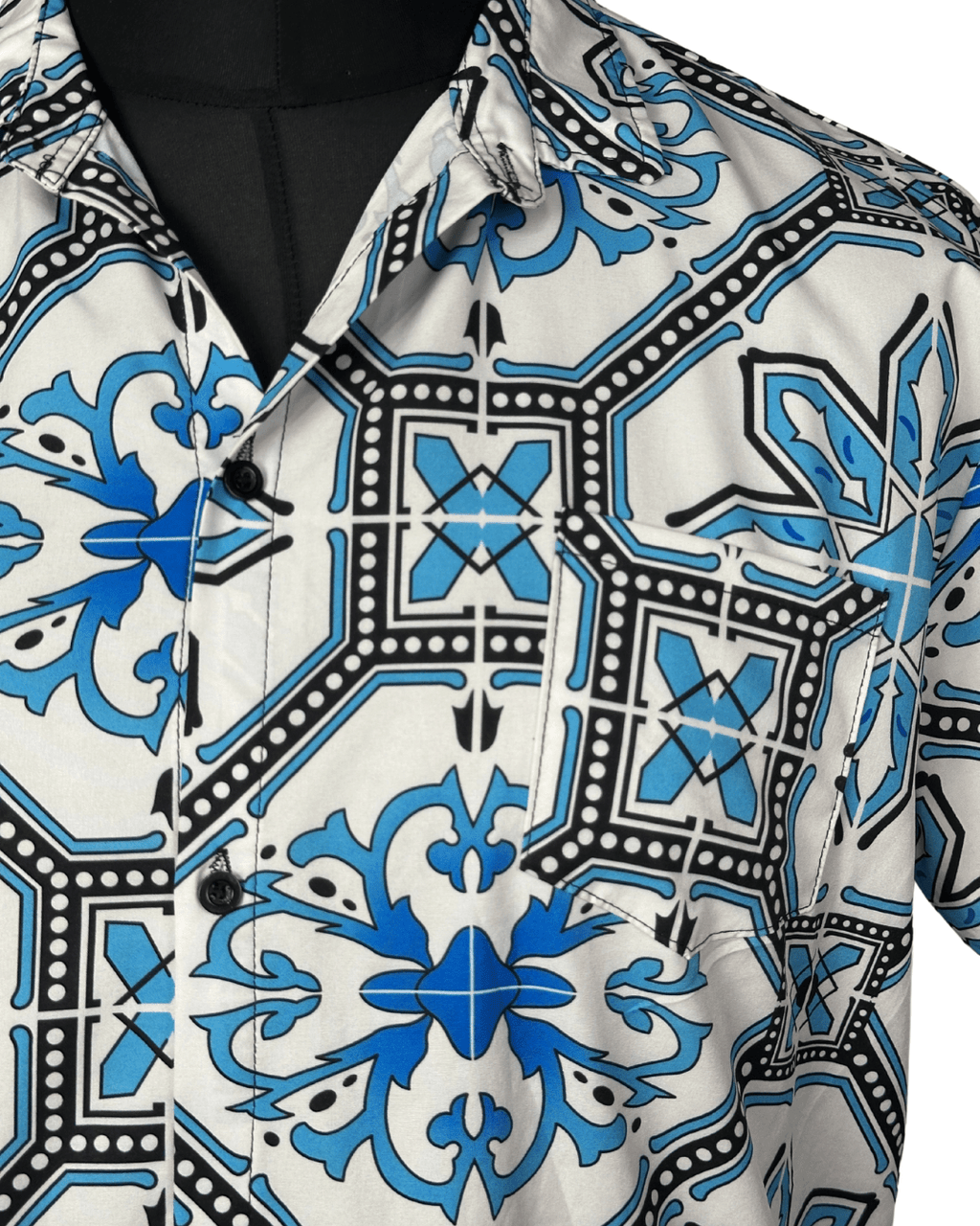 Geometric Pattern Shirt Large - Funkify