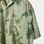 Go Barefoot Hawaiian Shirt Medium - Funkify