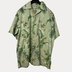 Go Barefoot Hawaiian Shirt Medium - Funkify