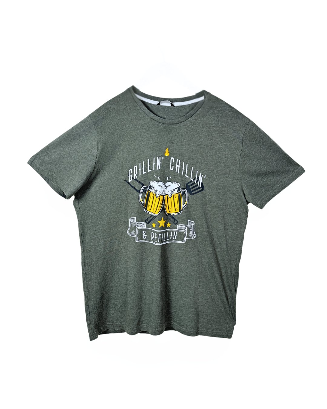 Grillin' Chillin' n Refillin' Graphic T-Shirt XL - Funkify
