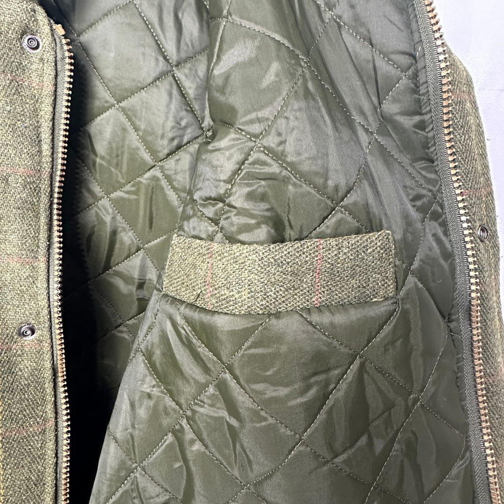 High Mount Wool Blend Vest Large - Funkify