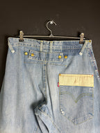 Levi's Jeans - Funkify