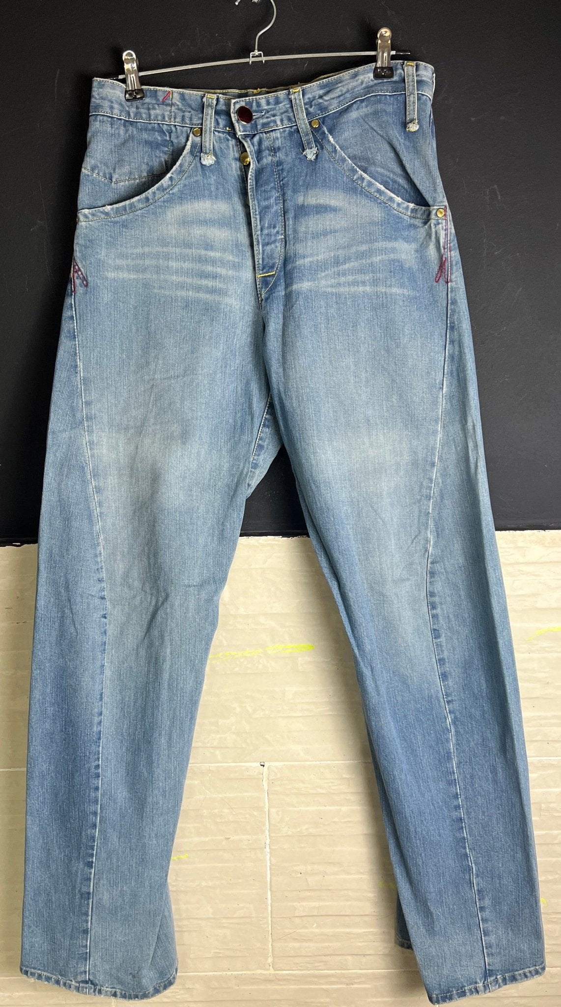 Levi's Jeans - Funkify