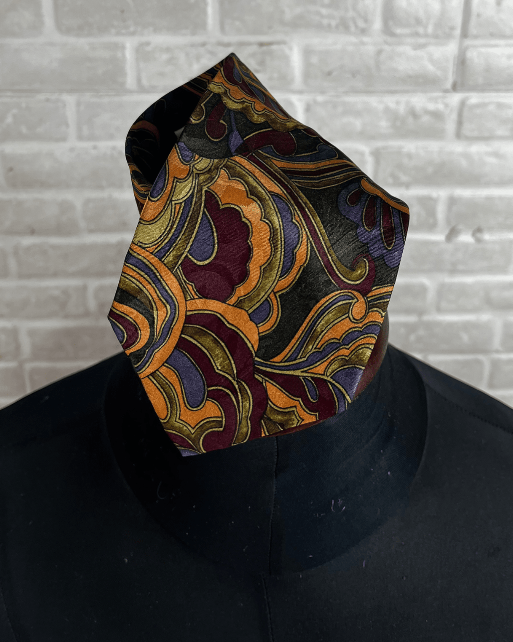 Linea Uno multicolor paisley necktie