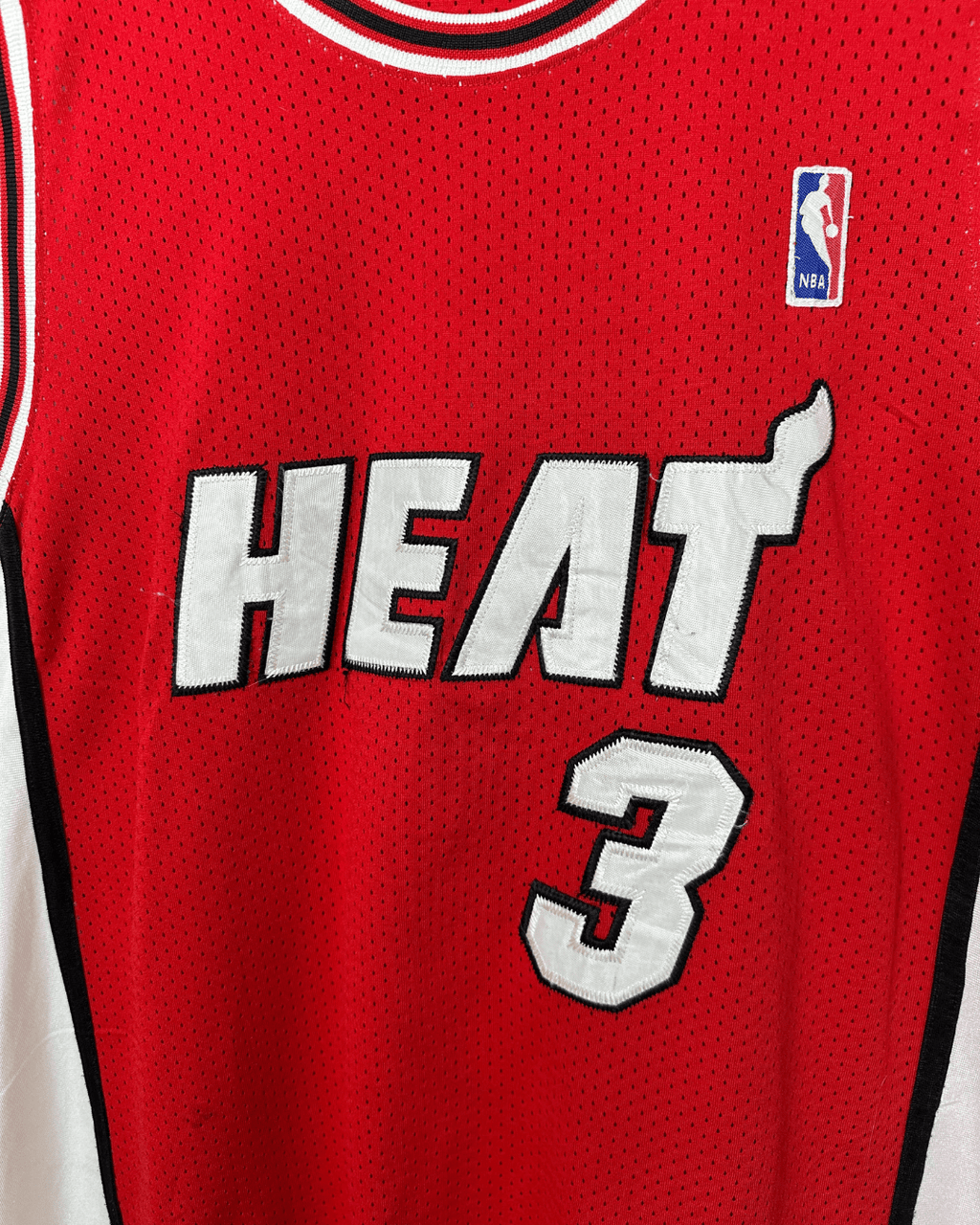 Mitchell & Ness Miami Heat 3 Dwyane Wade Jersey 2XL - Funkify