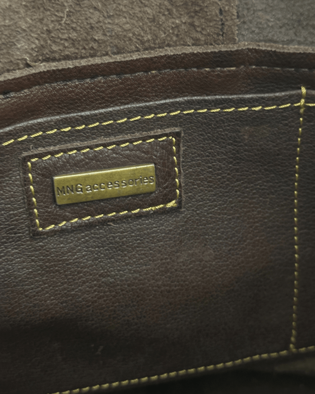 MNG Accessories Black Genuine Leather Tote Bag with Front Pockets - Funkify