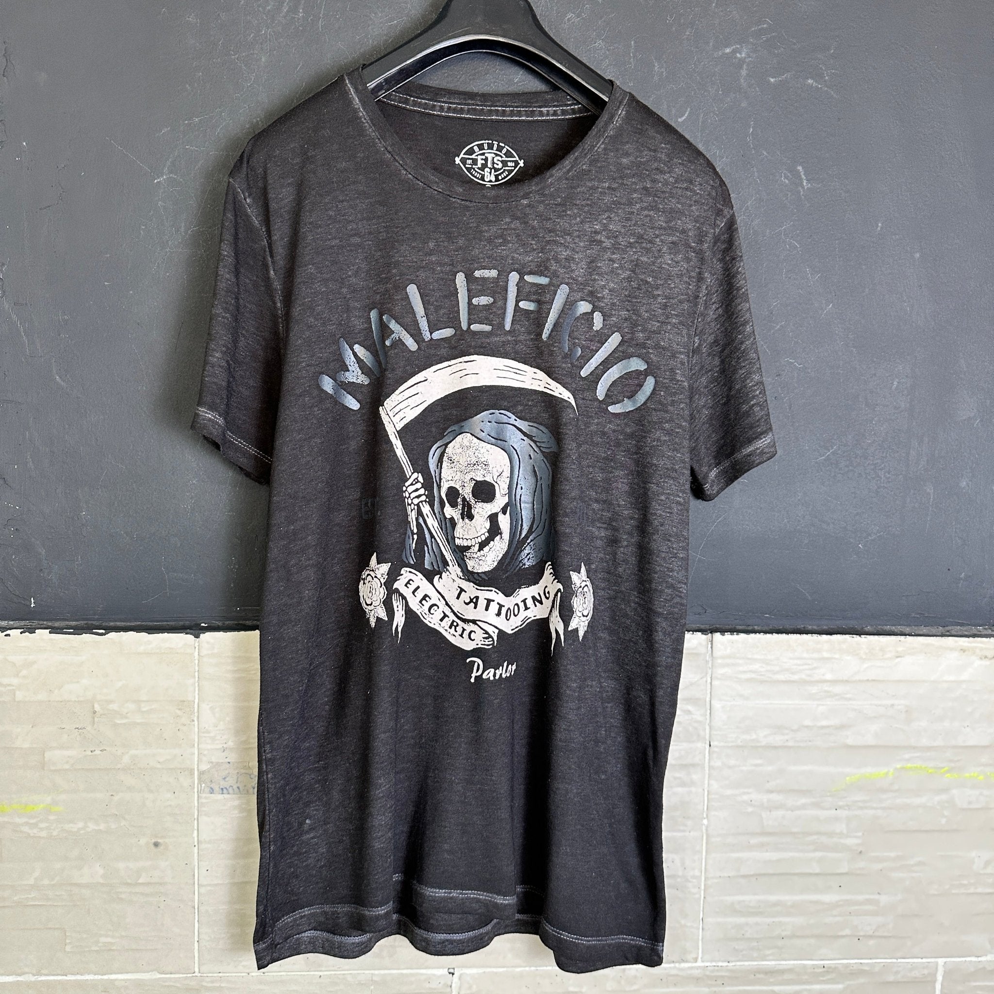 Mudo Graphic T-shirt - Funkify