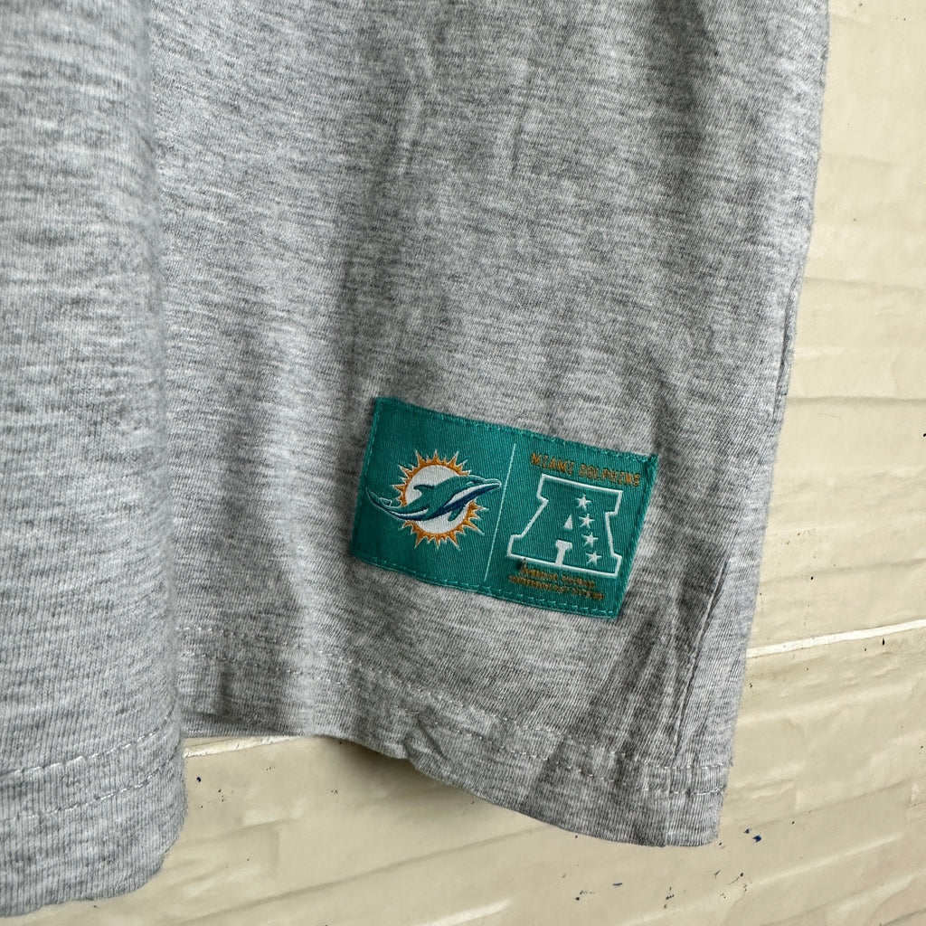 NFL Dolphins Miami Graphic T-shirt - Funkify