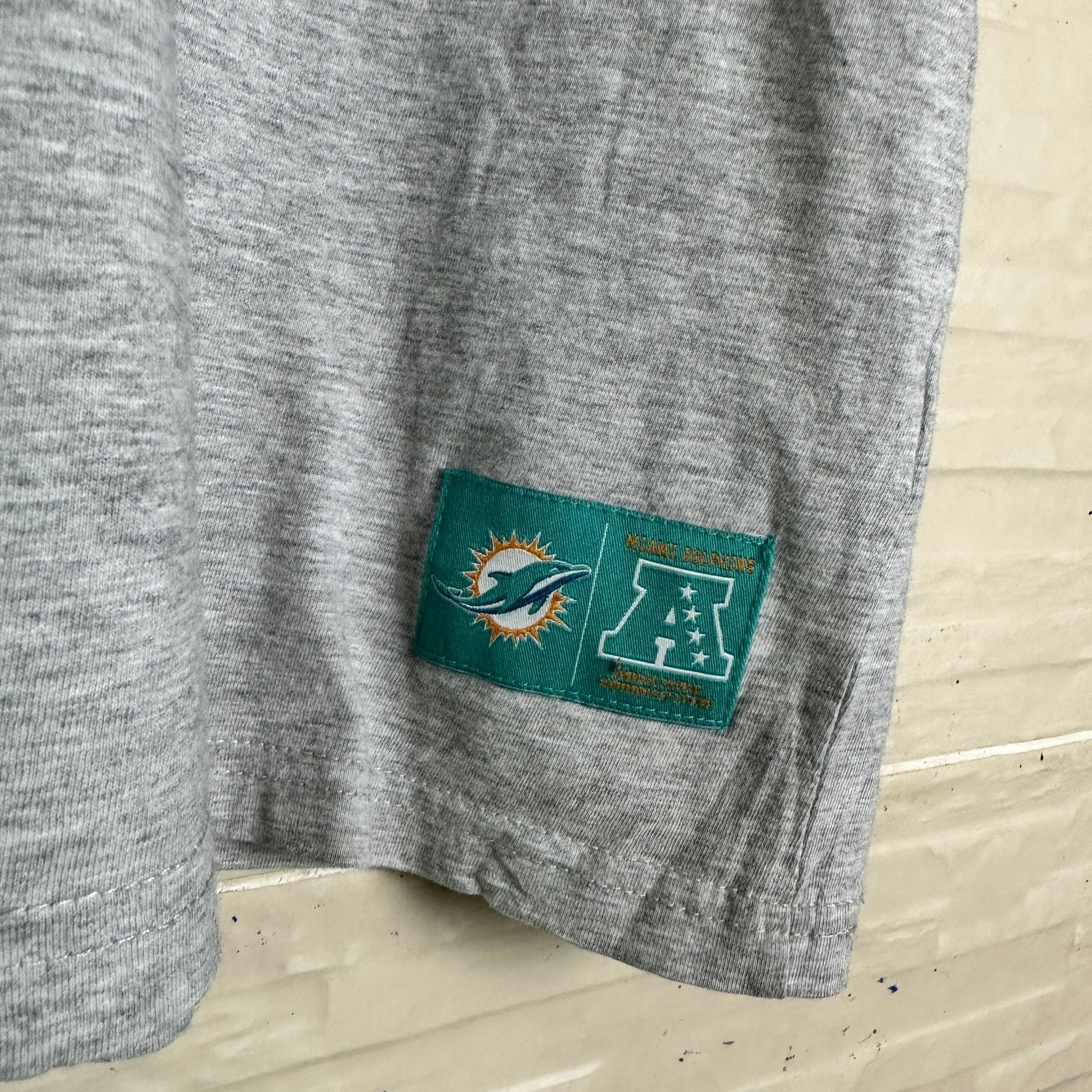 NFL Dolphins Miami Graphic T-shirt - Funkify