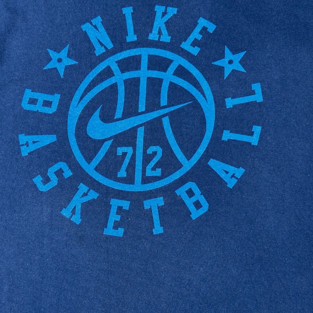 Nike Basketball T-shirt 2XL - Funkify