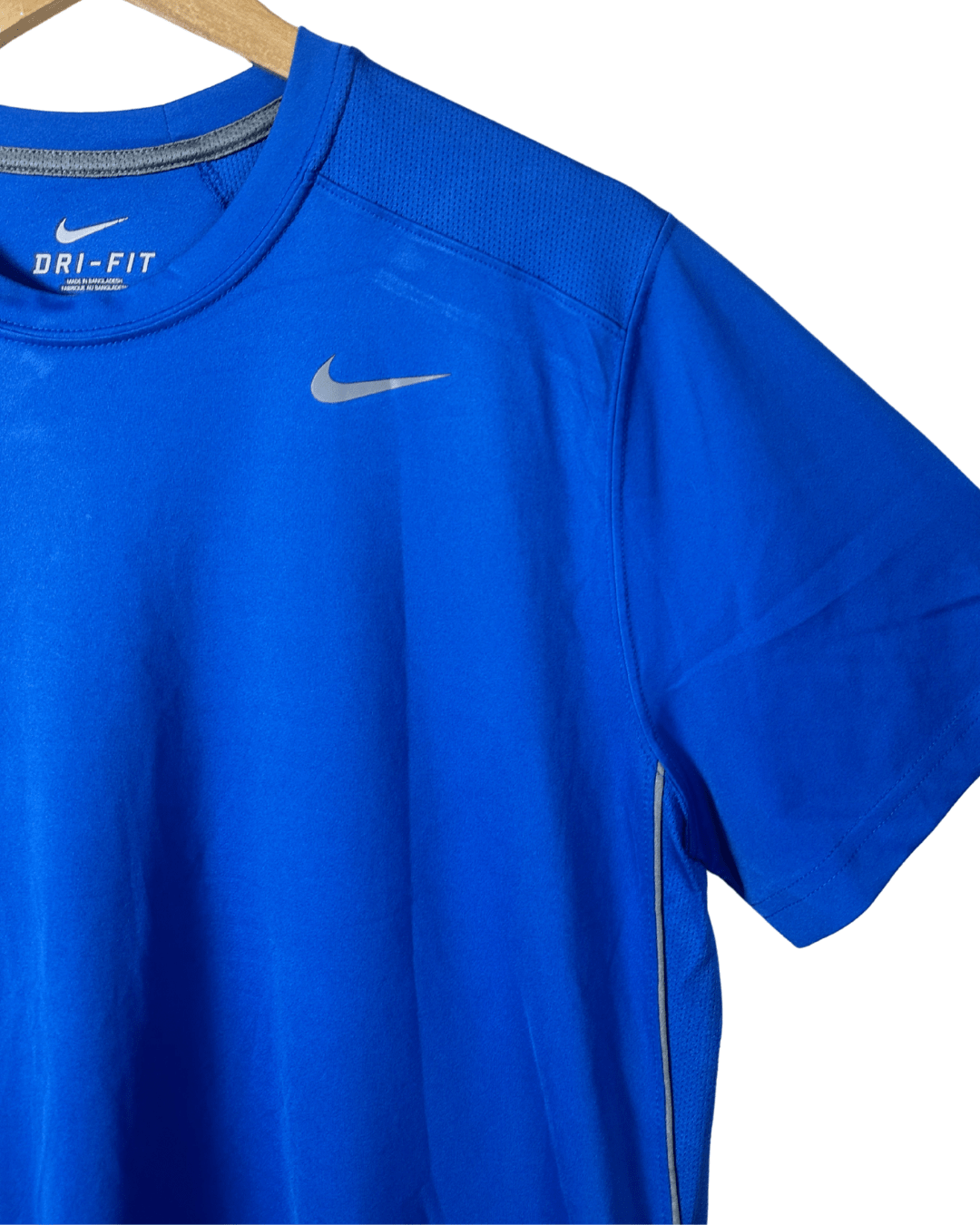 Nike Dri - Fit T-Shirt Large - Funkify