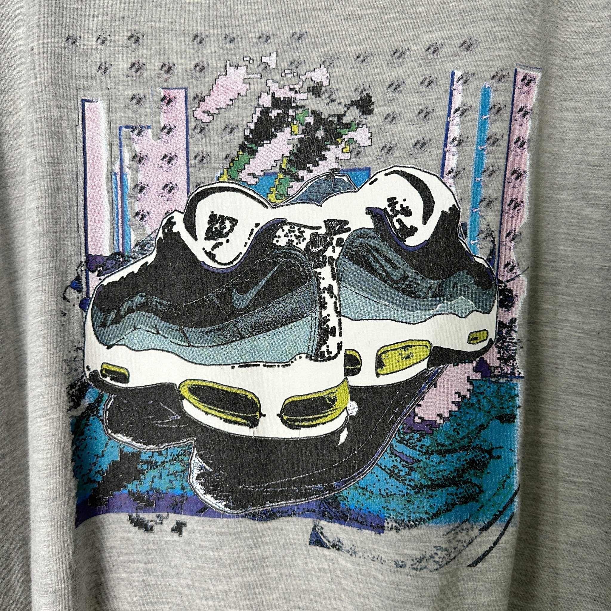 Nike Graphic Tee 2XL - Funkify