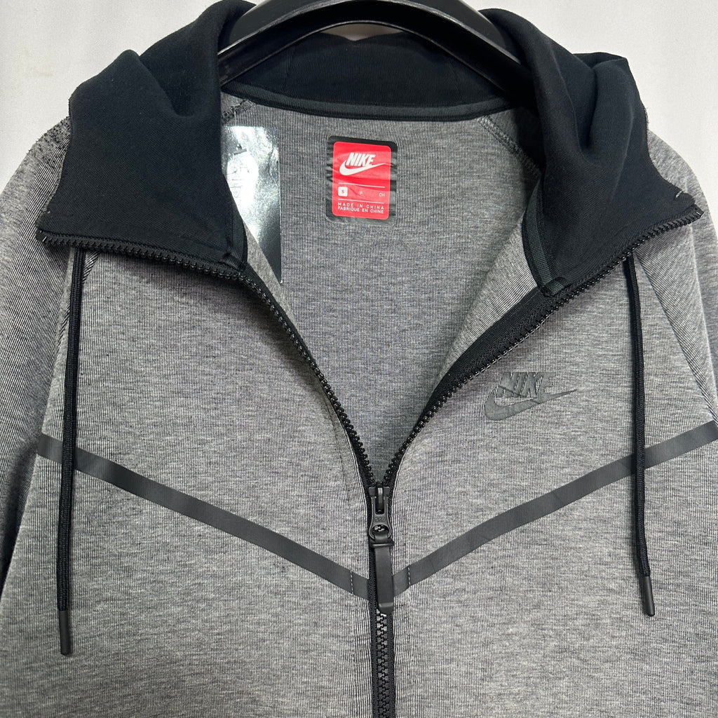 Nike Jacket Small - Funkify