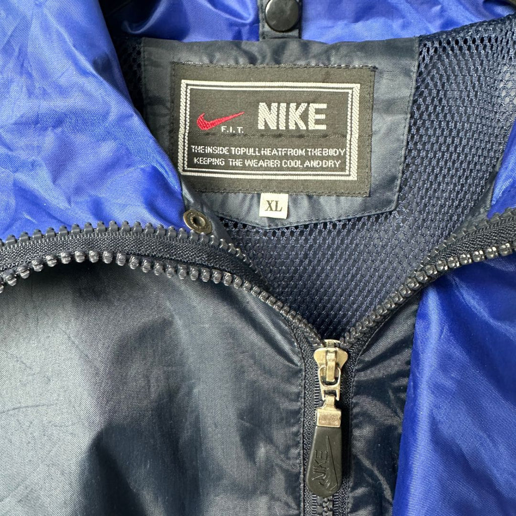 Nike Rain Jacket XL - Funkify