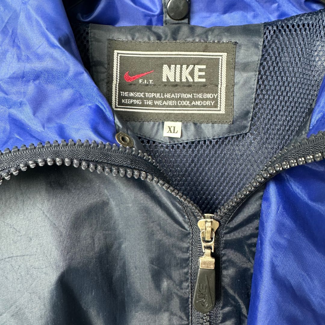 Nike Rain Jacket XL - Funkify