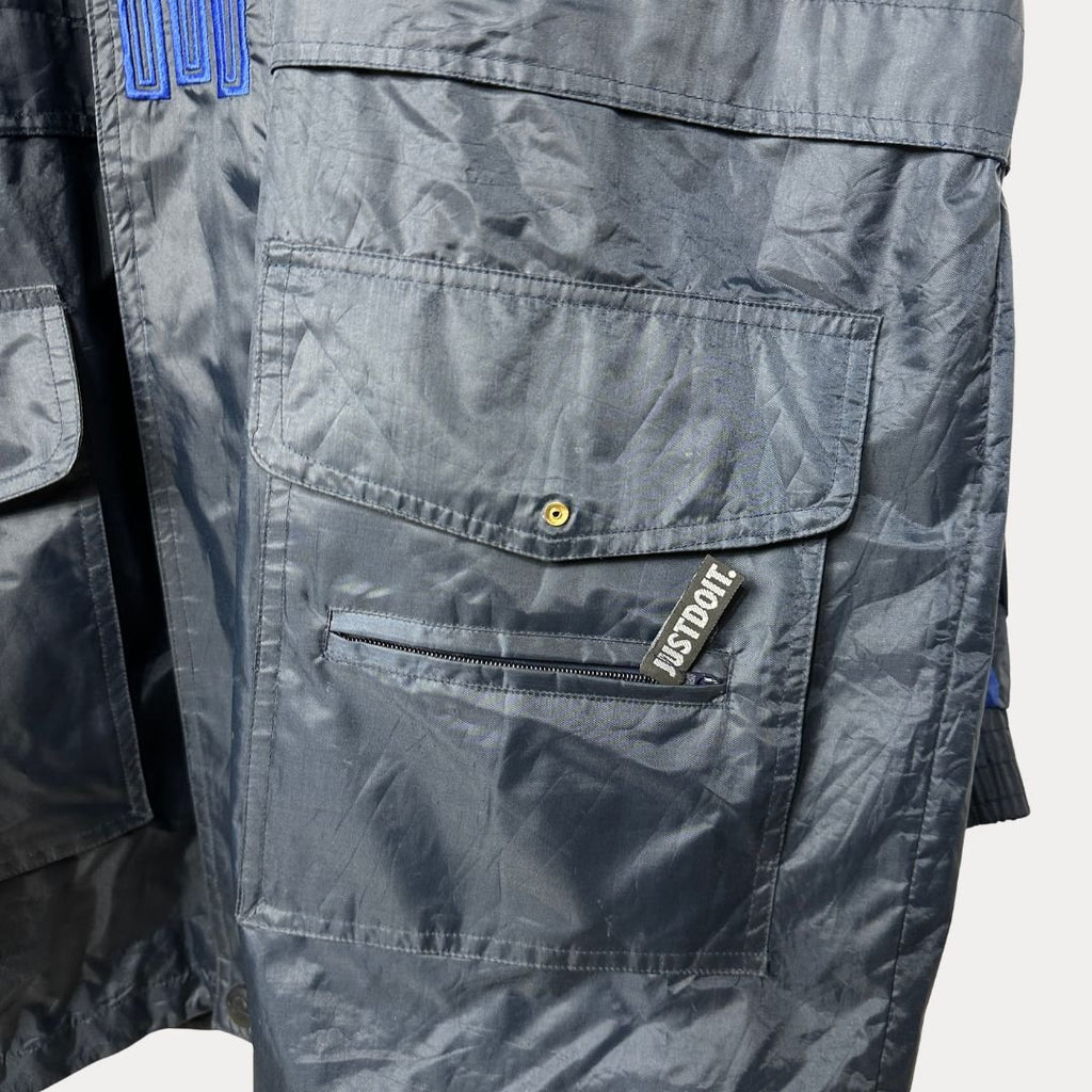 Nike Rain Jacket XL - Funkify