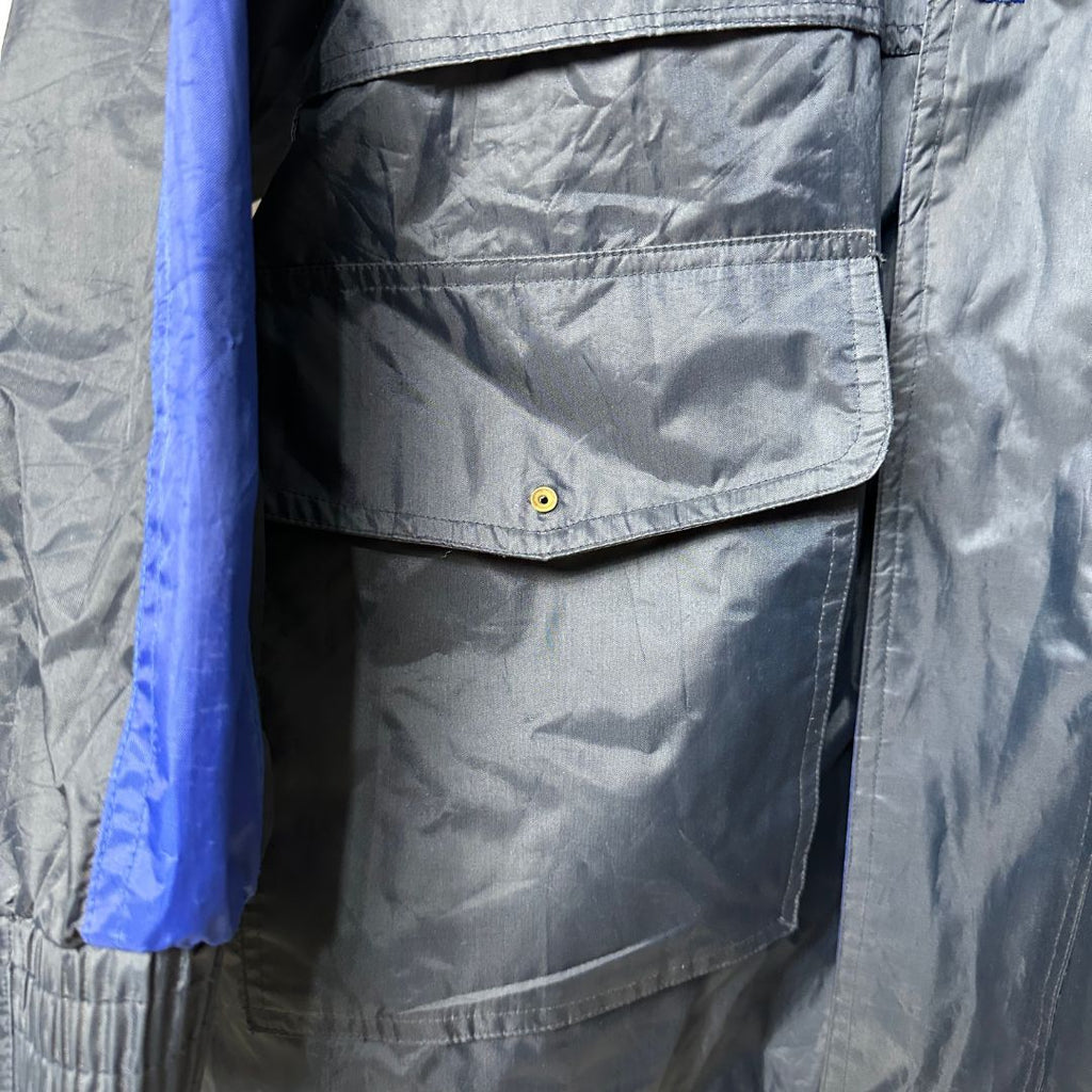 Nike Rain Jacket XL - Funkify