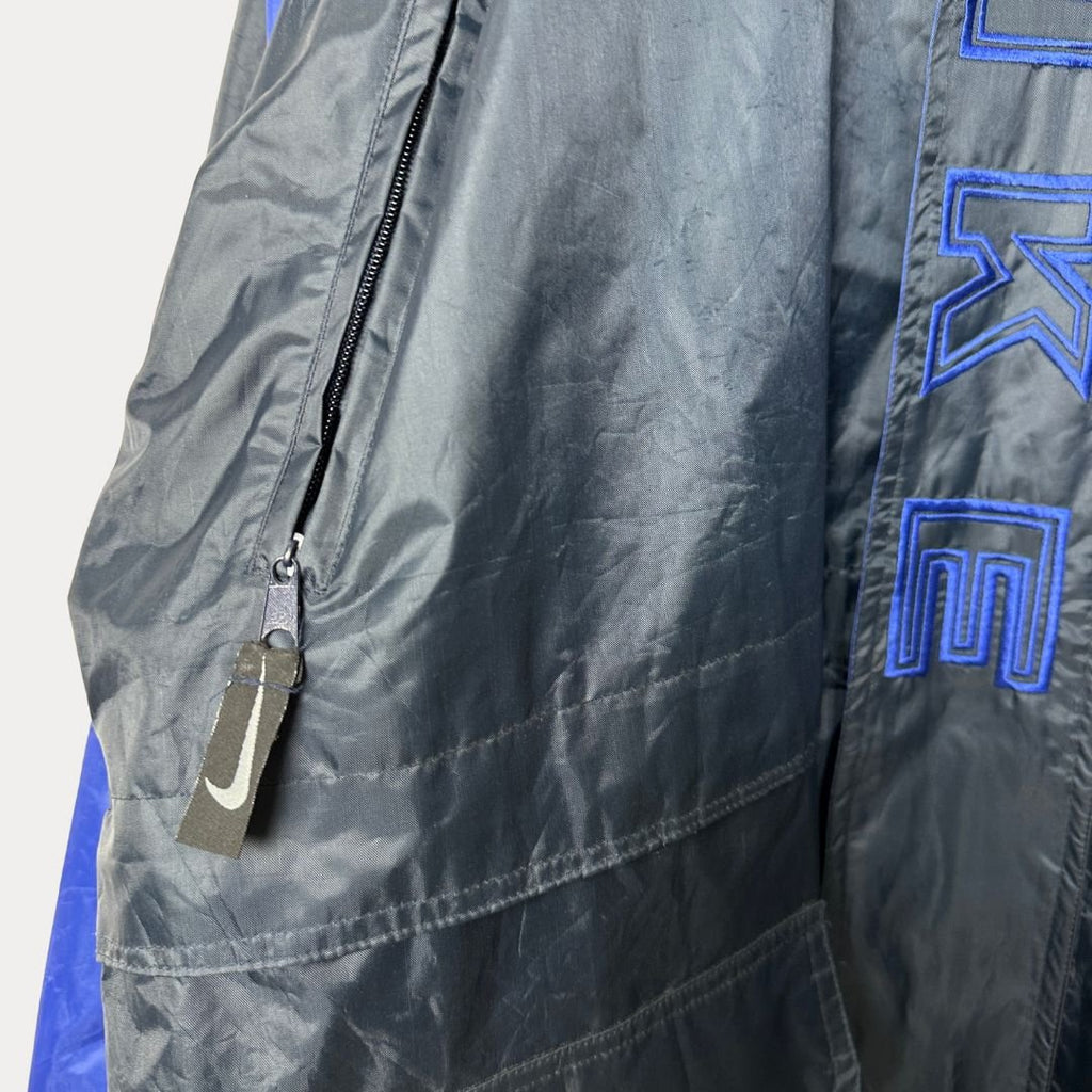 Nike Rain Jacket XL - Funkify