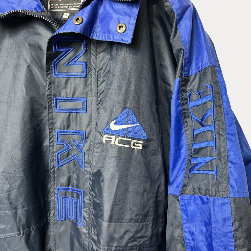 Nike Rain Jacket XL - Funkify