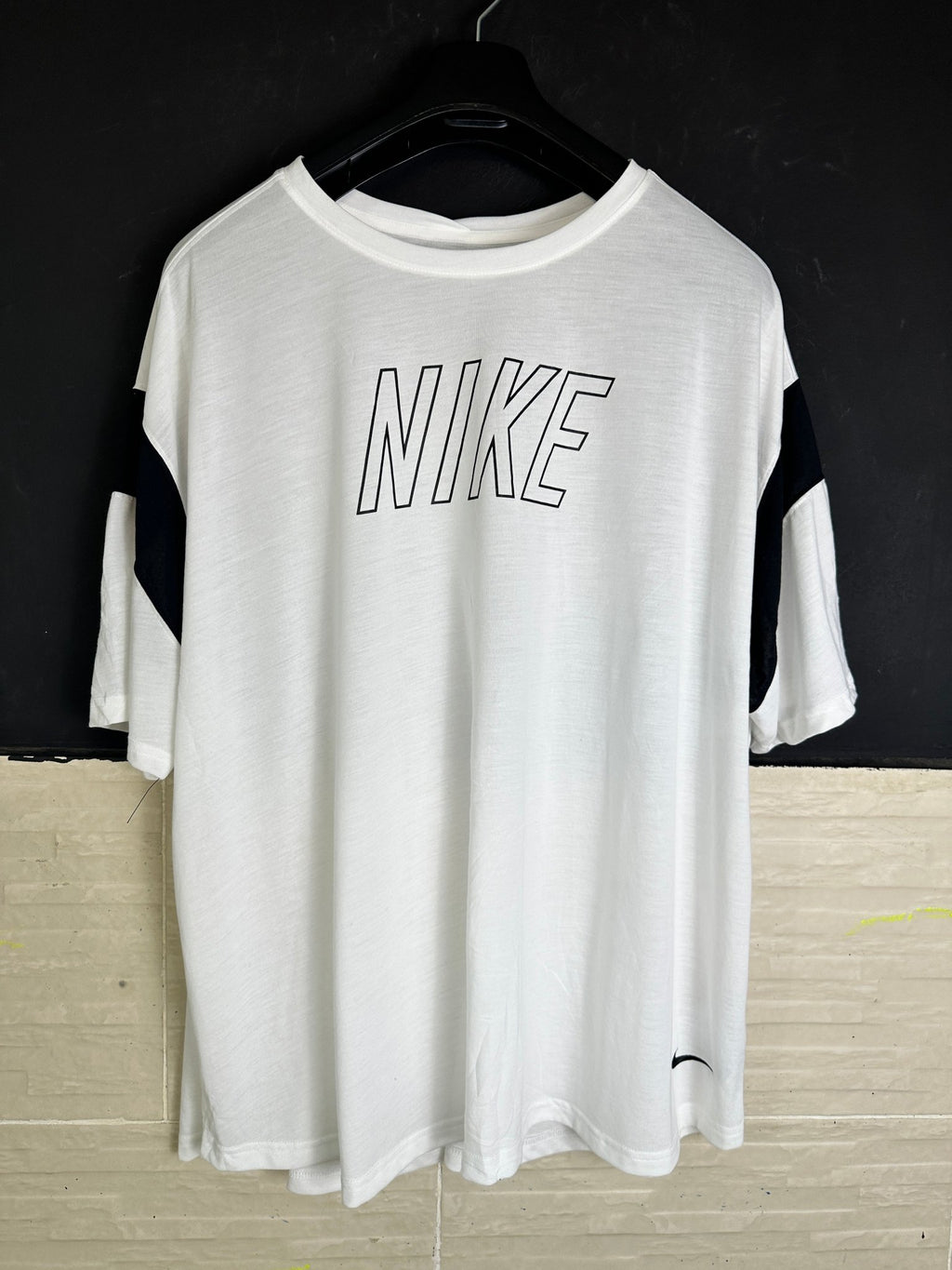 Nike Spellout T-shirt - Funkify