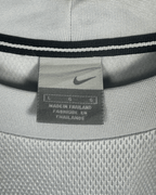 Nike T-shirt - Large - Funkify