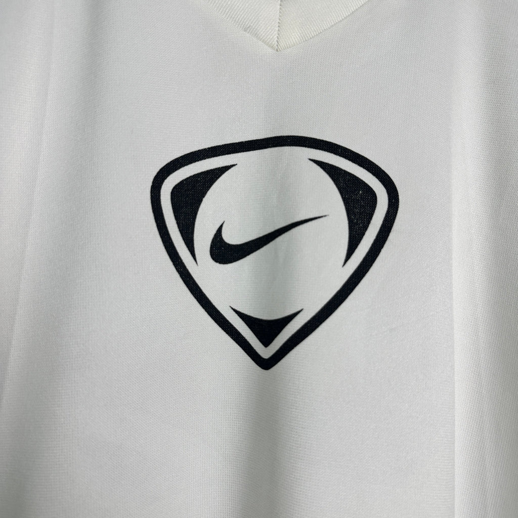 Nike V-Neck T-shirt - Funkify