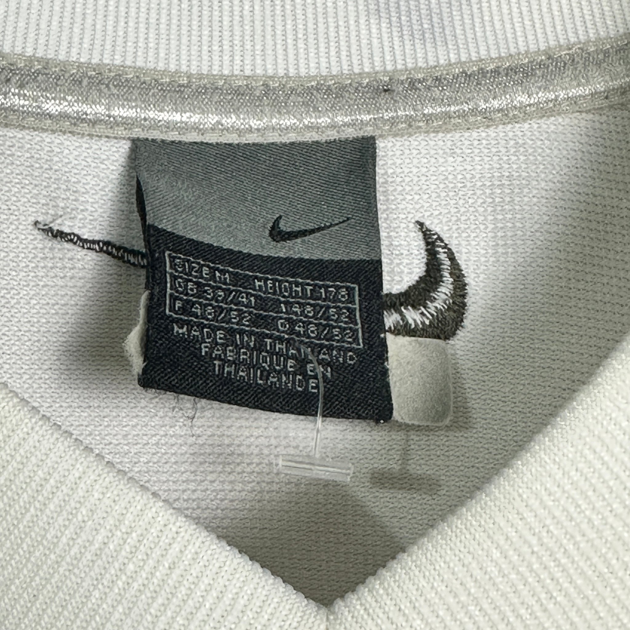 Nike V-Neck T-shirt - Funkify
