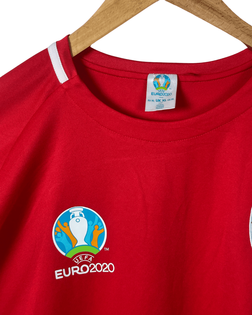 Official UEFA Euro 2020 England Football T-Shirt XL - Funkify