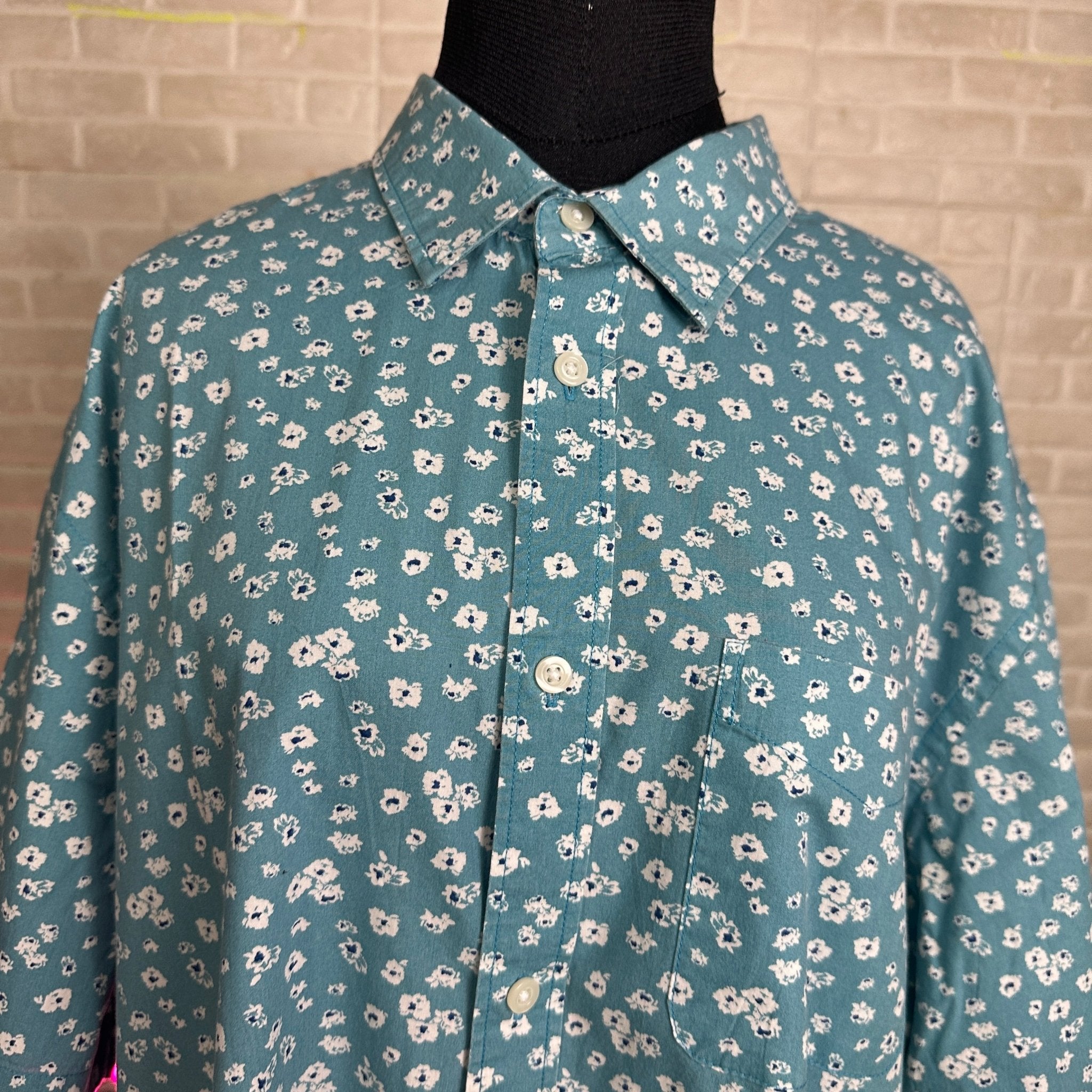 Old Navy Floral Shirt - Funkify