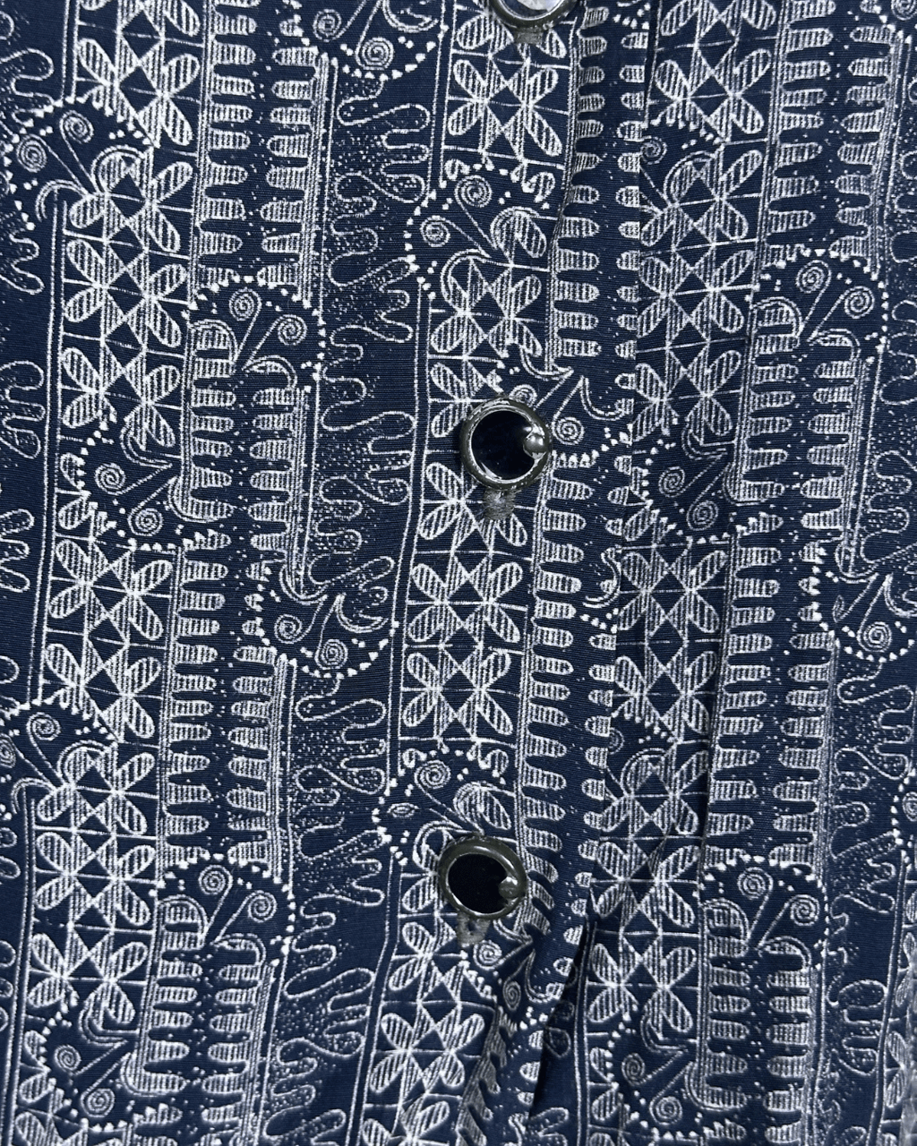 Patterned women's shirt