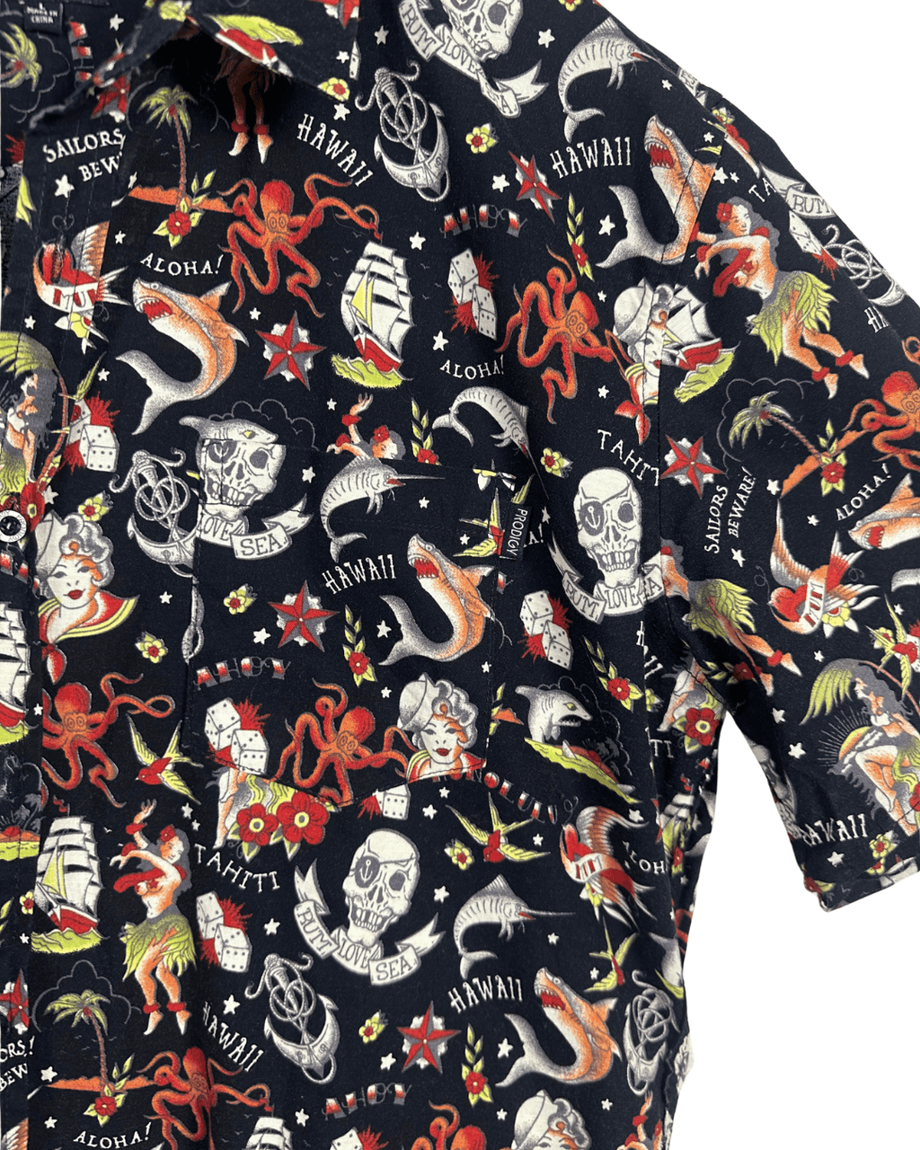 Prodigy Pirate Skull Pattern Shirt - Large - Funkify