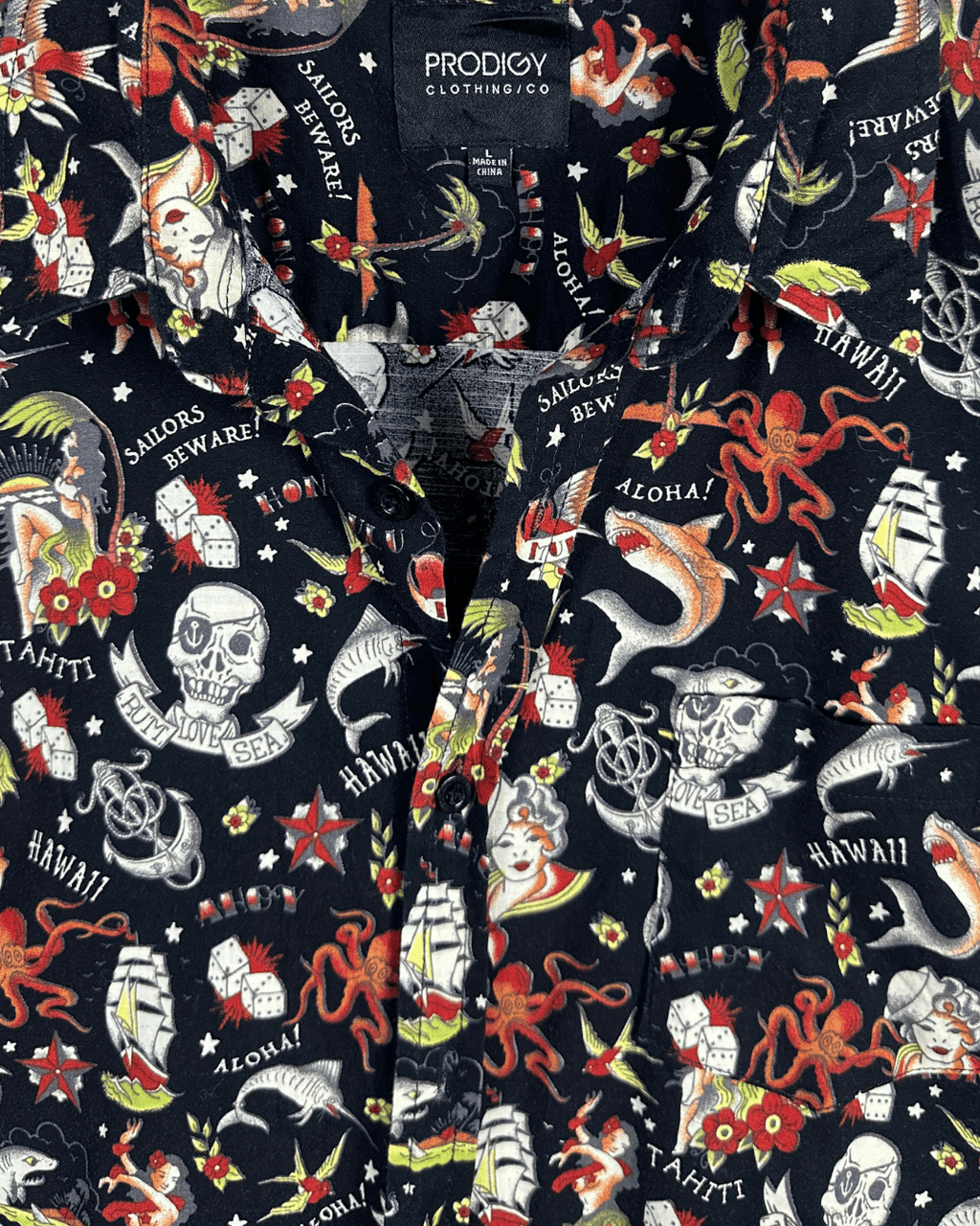 Prodigy Pirate Skull Pattern Shirt - Large - Funkify