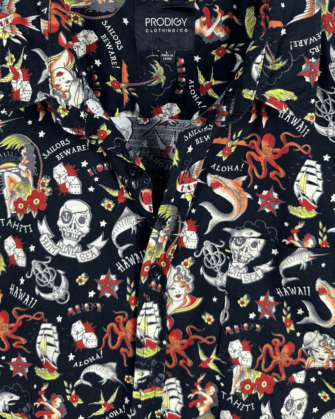 Prodigy Pirate Skull Pattern Shirt - Large - Funkify