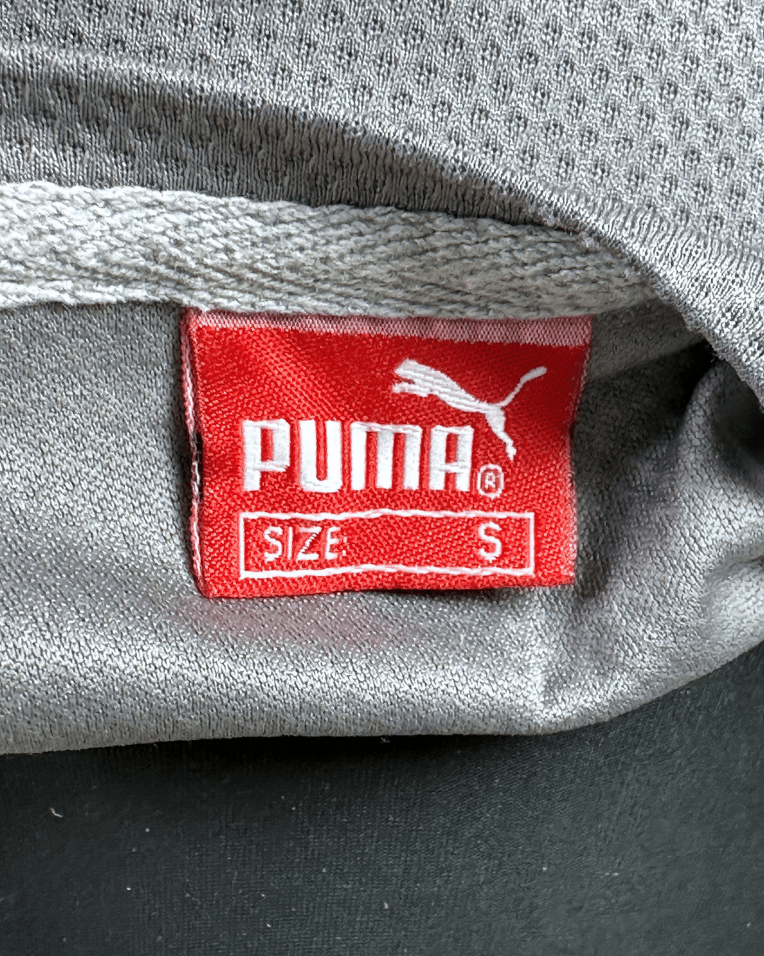 Puma T-Shirt Small - Funkify