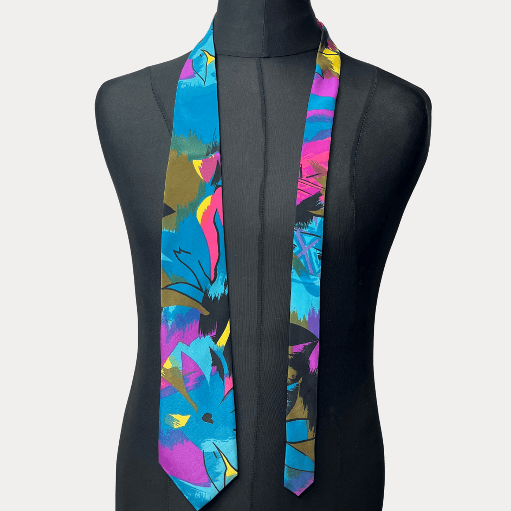 Silver City Abstract Necktie 9cm - Funkify