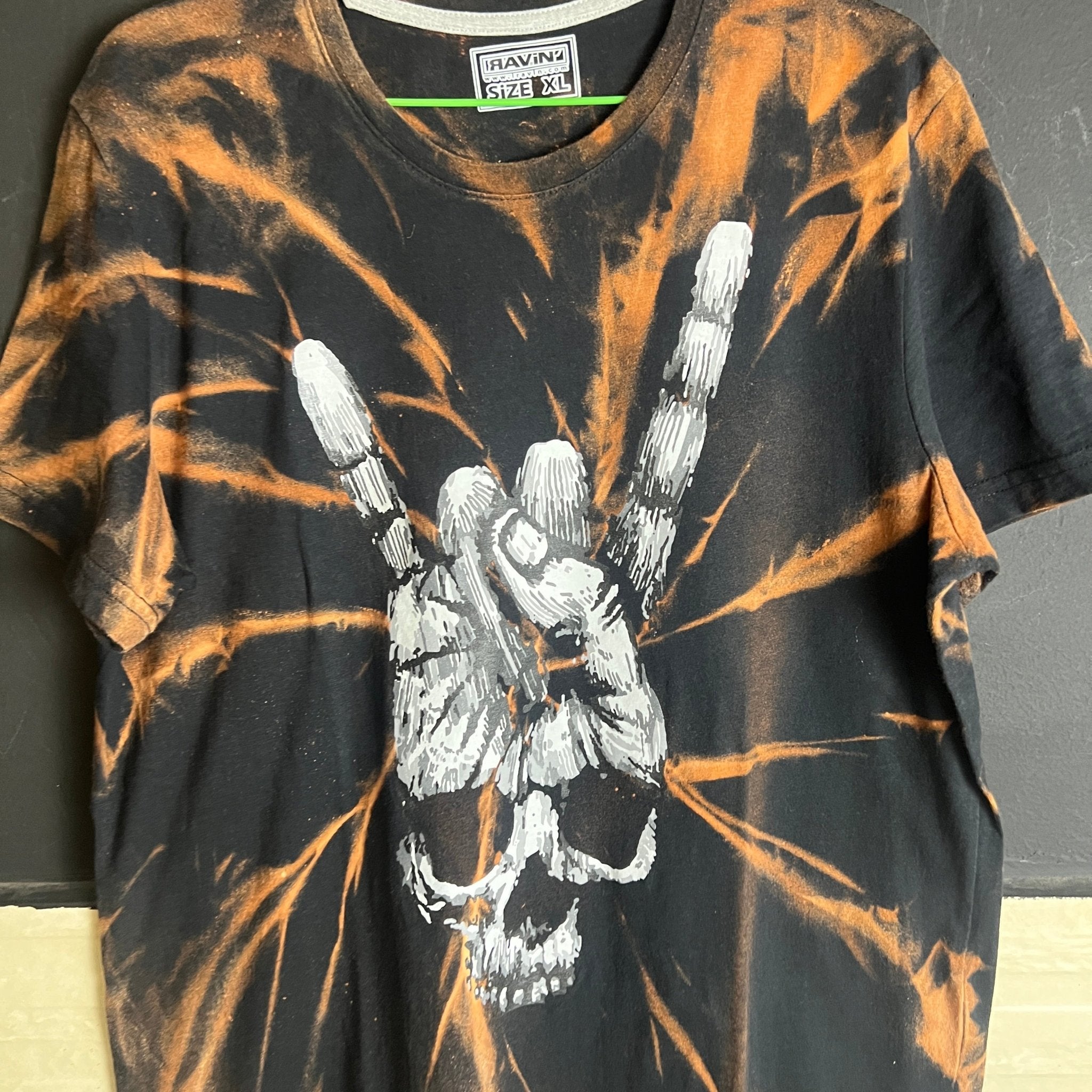 Skull Print Tee - Funkify
