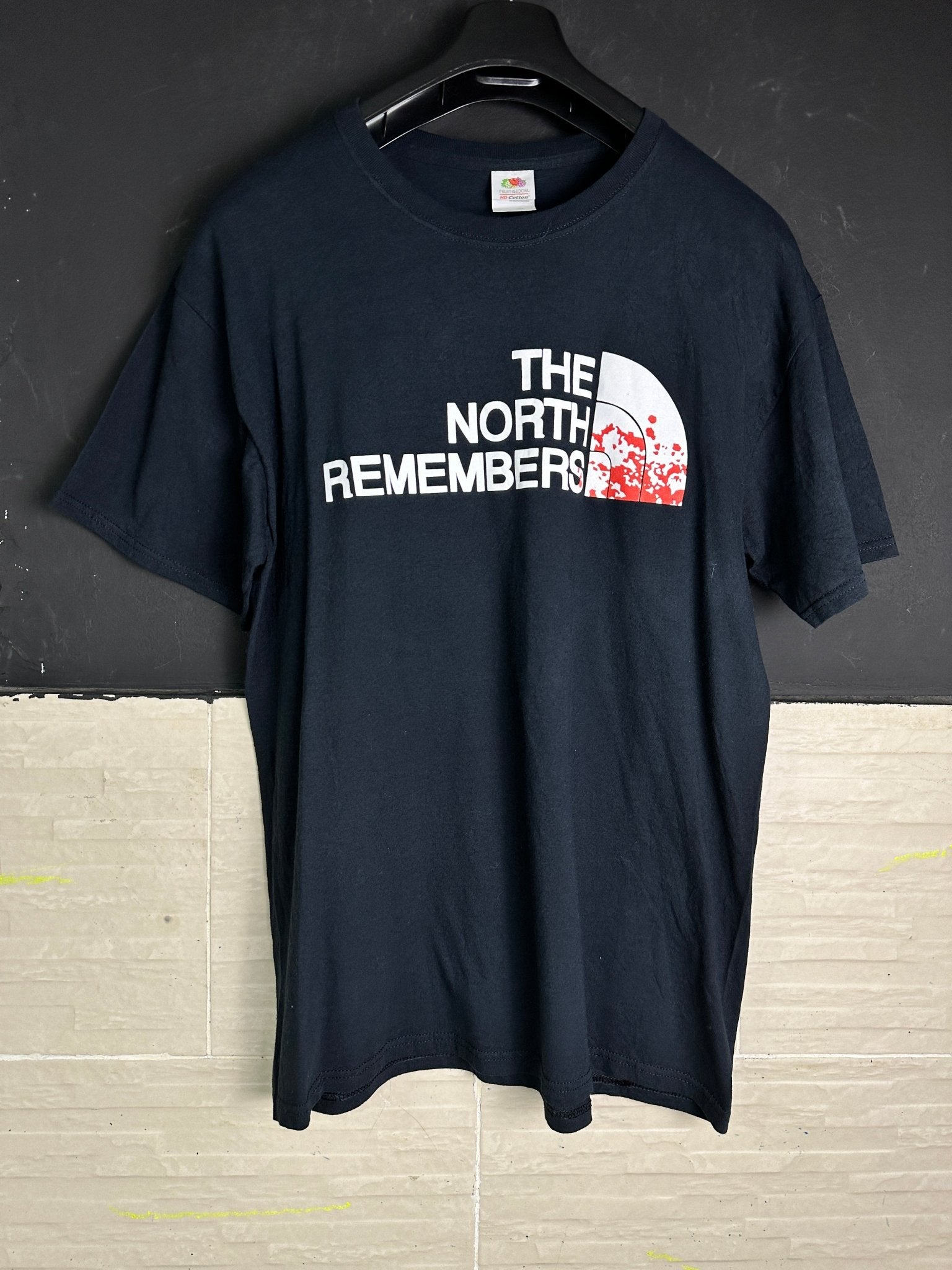 The North Remembers Graphic T-shirt - Funkify