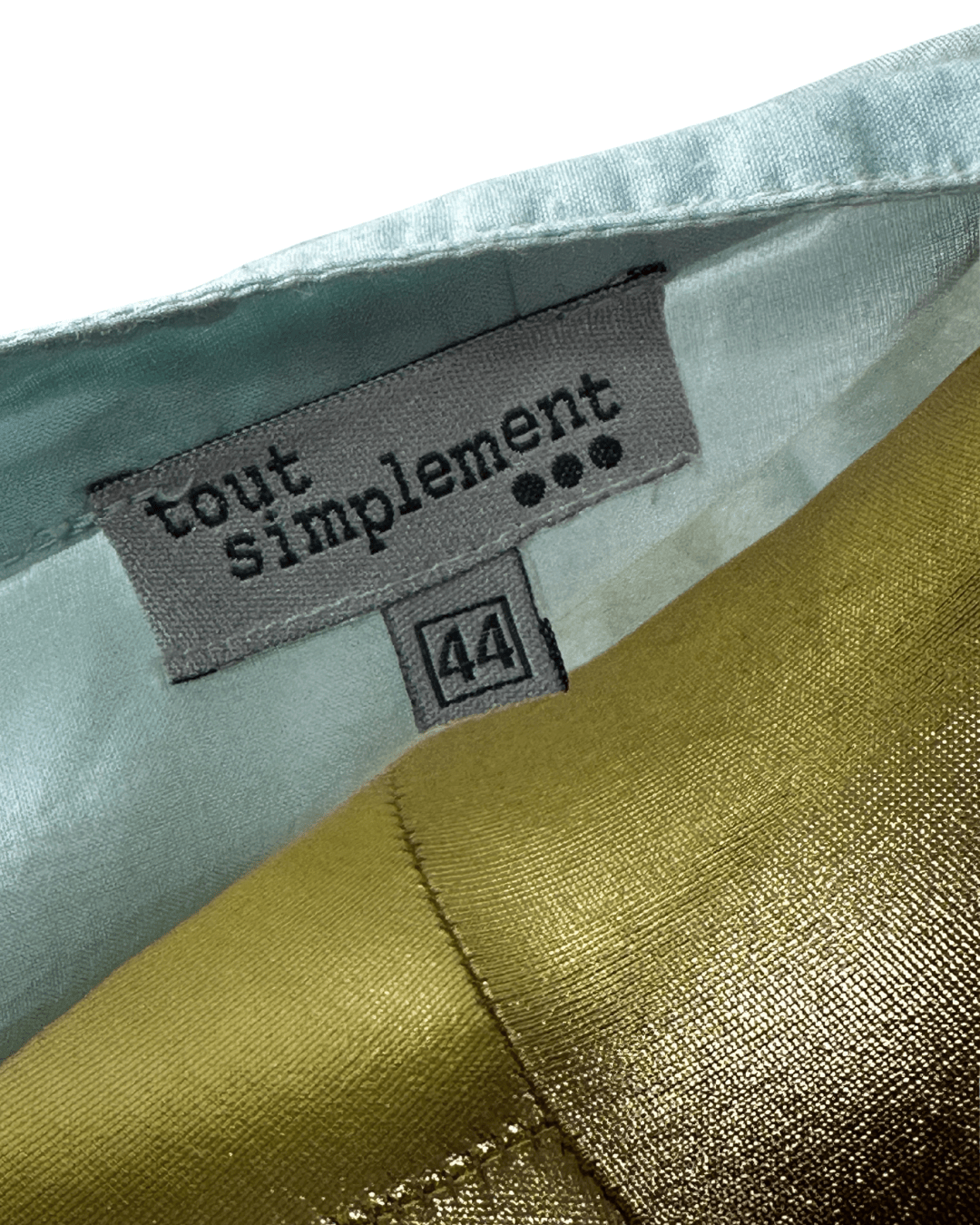 Tout Simplement Long Sleeve Embroidered Women's Shirt - Funkify