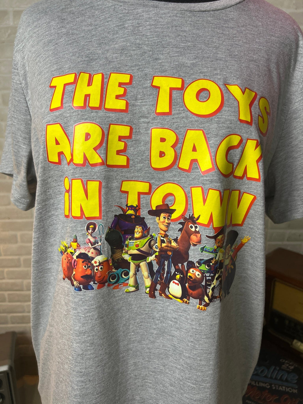 Toy Story 'The Toys are Back in Town' T-shirt Medium - Funkify